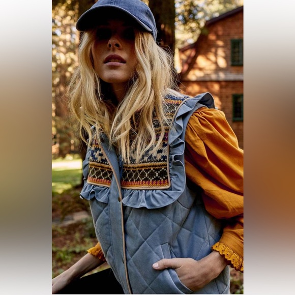 HUNTER BELL Jackets & Blazers - Hunter Bell Blue Quilted Vest with Multicolor Pattern